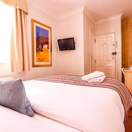 Fairway Hotel-3